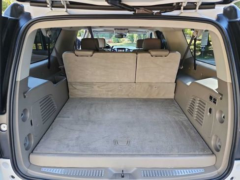 Used 2017 GMC Yukon XL SLT w/ Open Road Package image 37