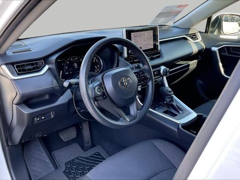 Used 2023 Toyota RAV4 LE FWD image 16
