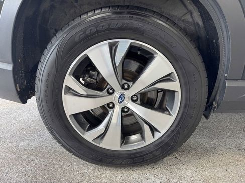 Used 2024 Subaru Ascent Premium AWD/4WD image 30