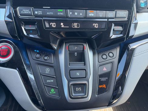Used 2018 Honda Odyssey Elite image 21