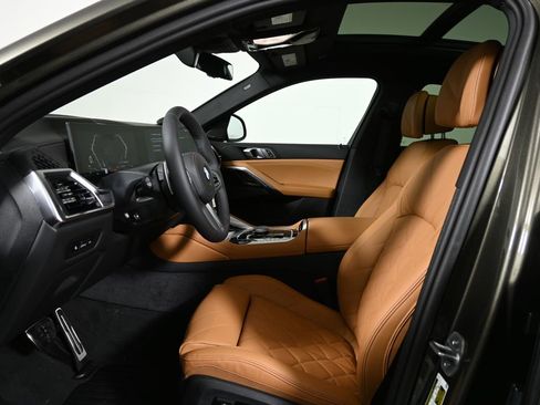 New 2026 BMW X6 xDrive40i image 3
