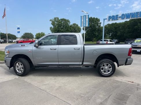 Used 2024 RAM 2500 Laramie AWD/4WD image 4