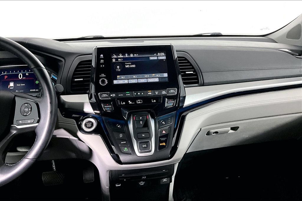 Used 2024 Honda Odyssey Touring image 6
