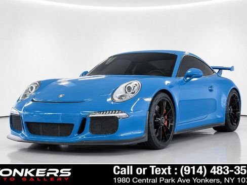 Used 2015 Porsche 911 GT3 RWD image 2