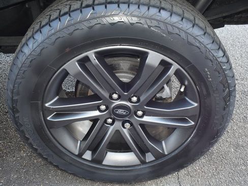 Used 2022 Ford F150 Lariat w/ Equipment Group 502A High image 58