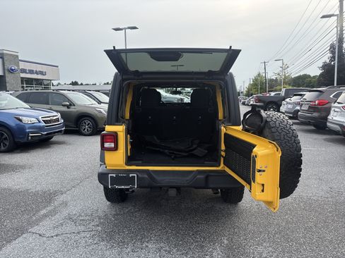 Used 2018 Jeep Wrangler Unlimited Sport S AWD/4WD image 27