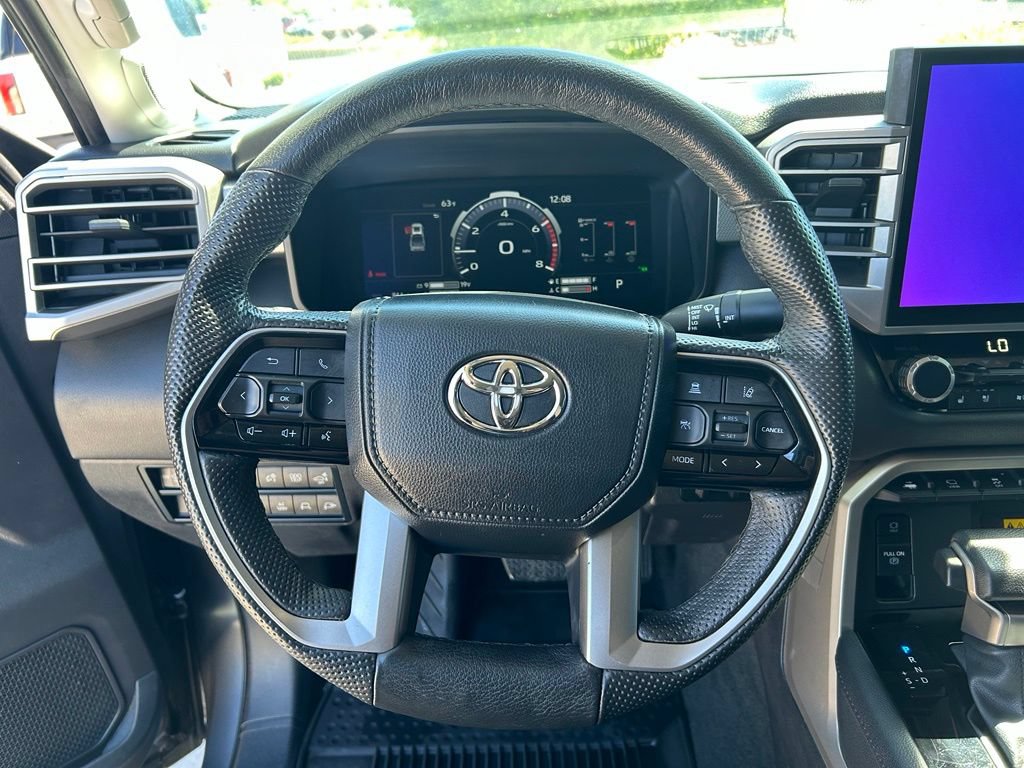 Used 2024 Toyota Tundra Limited AWD/4WD image 11