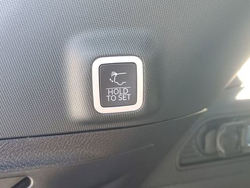 New 2025 Jeep Grand Cherokee Limited image 11