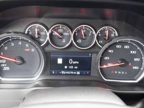 Used 2019 Chevrolet Silverado 1500 LTZ w/ LTZ Premium Package AWD/4WD image 7