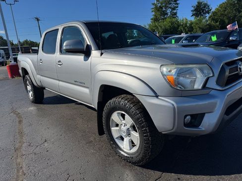 Used 2015 Toyota Tacoma 4x4 Double Cab image 12