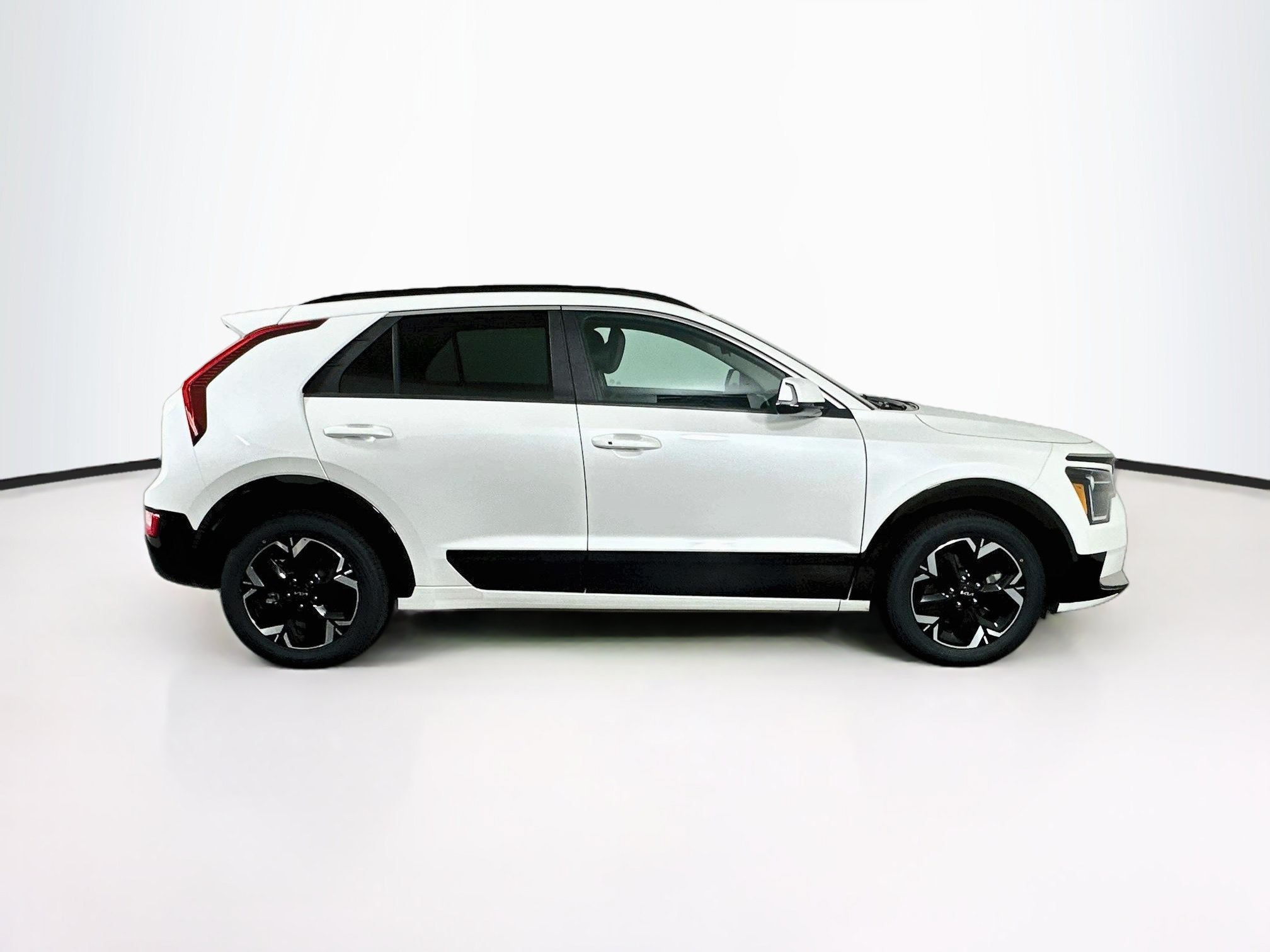 Used 2023 Kia Niro Wind FWD image 10
