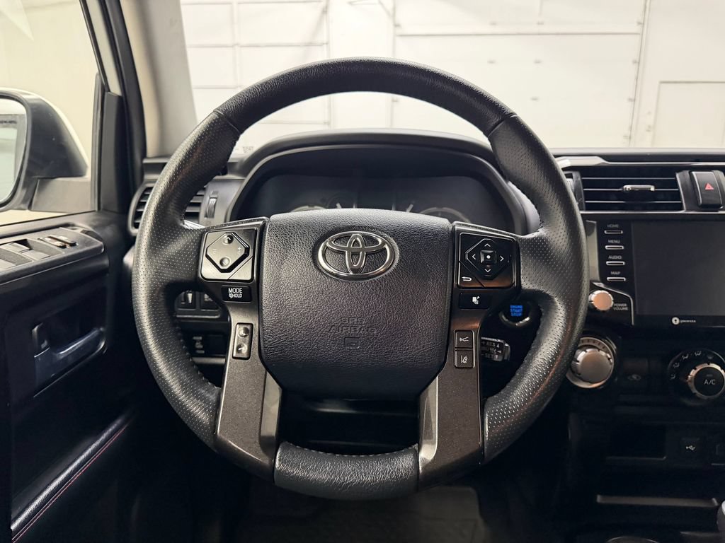 Used 2021 Toyota 4Runner TRD Off-Road AWD/4WD image 11