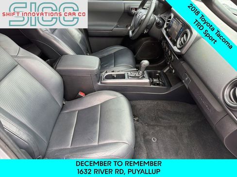 Used 2018 Toyota Tacoma TRD Sport image 17