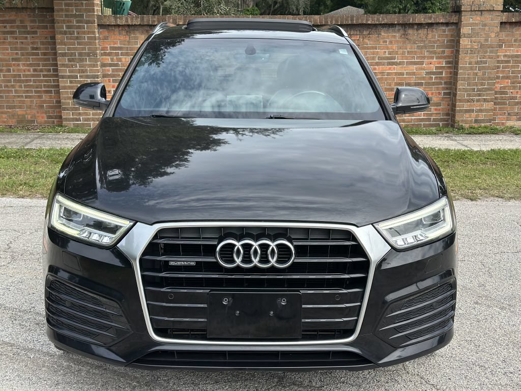 Used 2018 Audi Q3 2.0T Premium Plus w/ Premium Plus Package AWD/4WD image 3