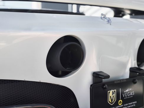 Used 2022 Ferrari SF90 Stradale image 15