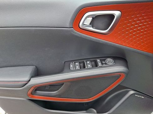 Used 2023 Kia Soul GT-Line w/ GT-Line Technology Package FWD image 12