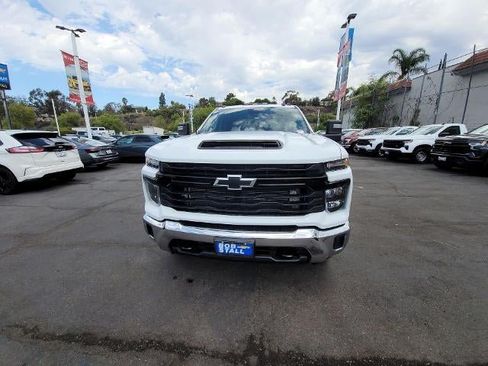 Used 2024 Chevrolet Silverado 3500 W/T AWD/4WD image 3