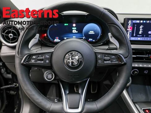 Used 2024 Alfa Romeo Tonale Veloce w/ Active Assist Package image 10