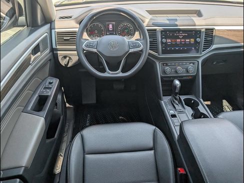 Used 2021 Volkswagen Atlas SE FWD image 9