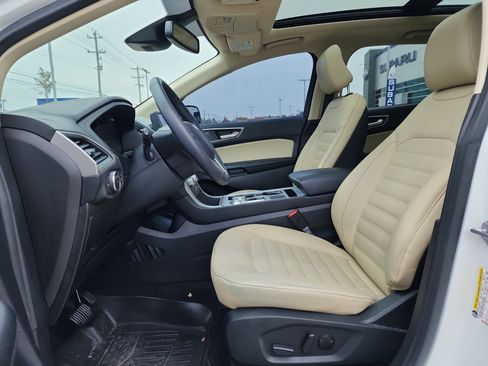 Used 2022 Ford Edge SEL w/ Convenience Package image 10