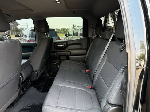 Used 2022 Chevrolet Silverado 1500 Custom w/ Safety Confidence Package AWD/4WD image 12