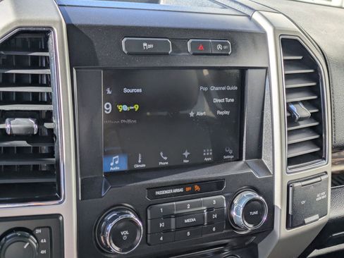 Used 2018 Ford F150 Lariat AWD/4WD image 24