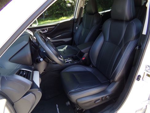 Used 2023 Subaru Forester Limited AWD/4WD image 20