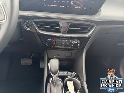 Used 2026 Buick Encore GX Sport Touring FWD image 3