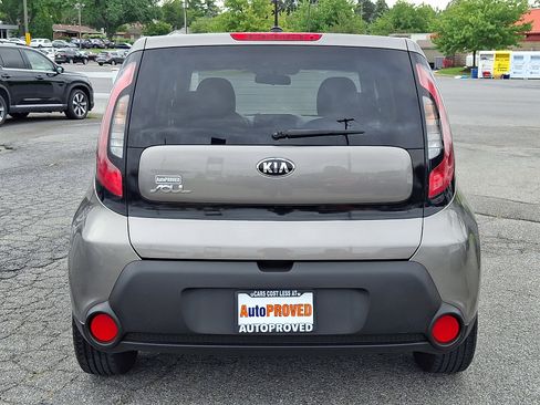 Used 2016 Kia Soul FWD image 5