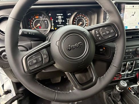 New 2026 Jeep Wrangler Unlimited Rubicon image 8