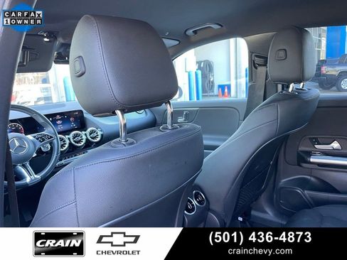 Used 2025 Mercedes-Benz GLA 250 image 27