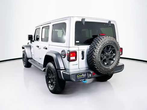 Used 2023 Jeep Wrangler Unlimited w/ Cold Weather Group AWD/4WD image 5