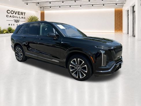 Used 2026 Cadillac Vistiq Sport w/ LPO, Floor Liner Package AWD/4WD image 1