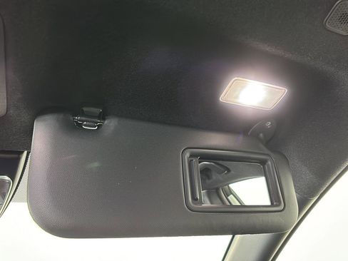 Used 2024 Toyota Corolla Cross AWD Hybrid w/ Convenience Package image 33