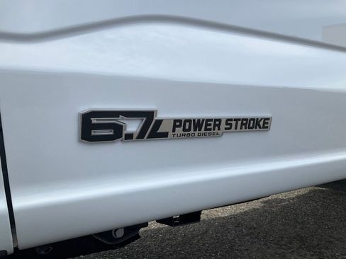 New 2026 Ford F250 XLT w/ 360-Degree Camera Package image 24