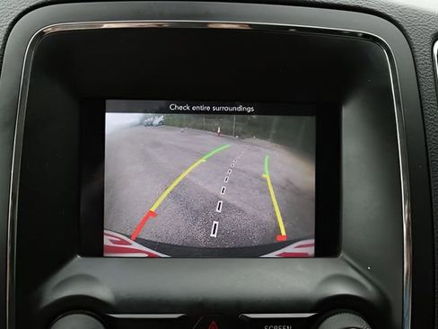 Used 2018 Dodge Durango SXT image 24