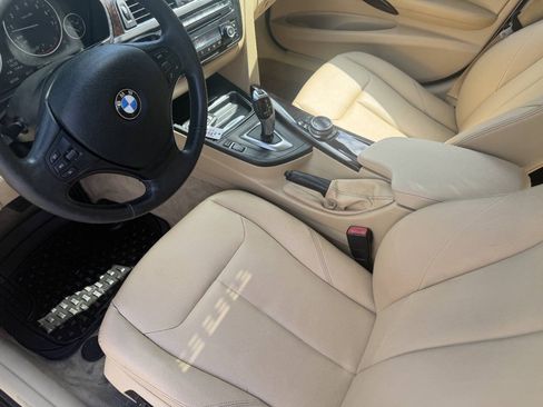 Used 2014 BMW 320i xDrive Sedan AWD/4WD image 16