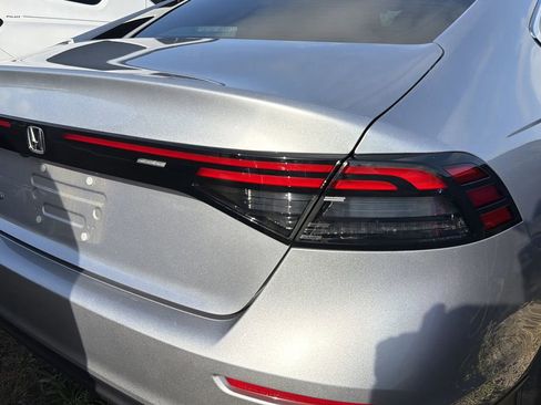 Used 2024 Honda Accord EX image 10