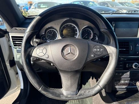 Used 2011 Mercedes-Benz E 550 Cabriolet image 54