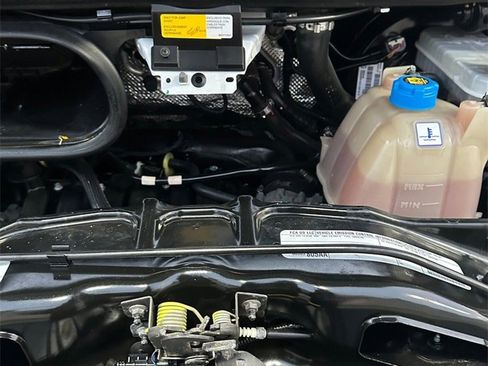 Used 2023 RAM ProMaster 3500 w/ Driver Convenience Group image 7