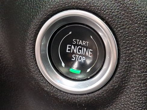 Used 2020 GMC Sierra 1500 SLT w/ SLT Convenience Package AWD/4WD image 25