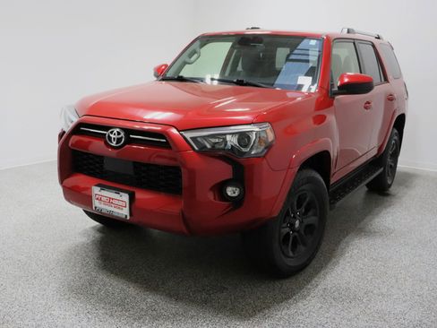 Used 2024 Toyota 4Runner SR5 image 43