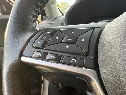 Used 2022 Nissan Sentra SV w/ Trunk Package image 17