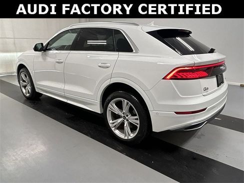 Certified 2022 Audi Q8 Premium image 6