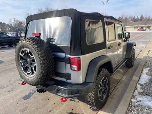 Used 2016 Jeep Wrangler Unlimited Rubicon image 13