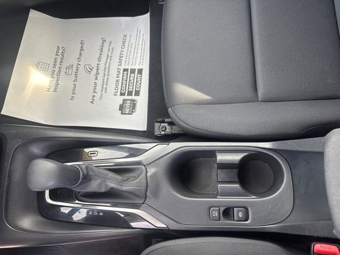 Used 2023 Toyota Corolla LE image 27