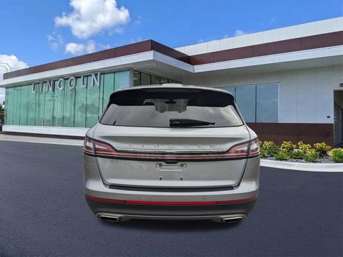 Certified 2023 Lincoln Nautilus Reserve w/ Equipment Group 202A image 6