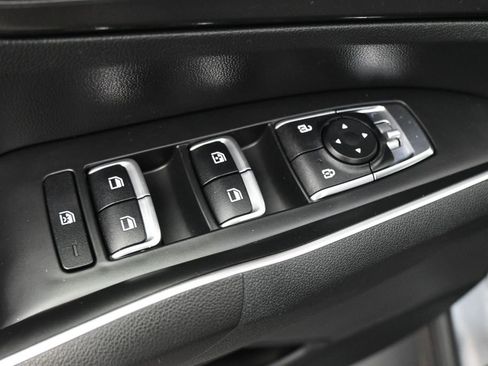 Used 2022 Kia Sorento LX FWD image 3