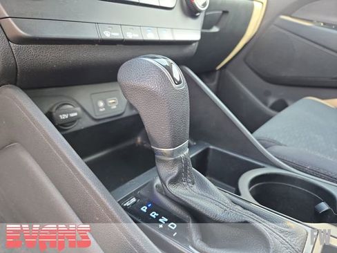 Used 2019 Hyundai Tucson SE image 11