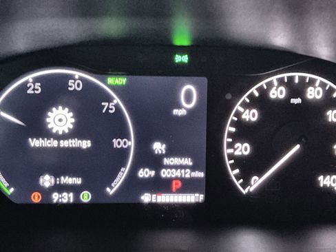 Certified 2025 Honda CR-V Sport image 36